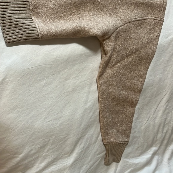 Sold Out NYC The Boyfriend Sweatshirt cream XS - Picture 2 of 5